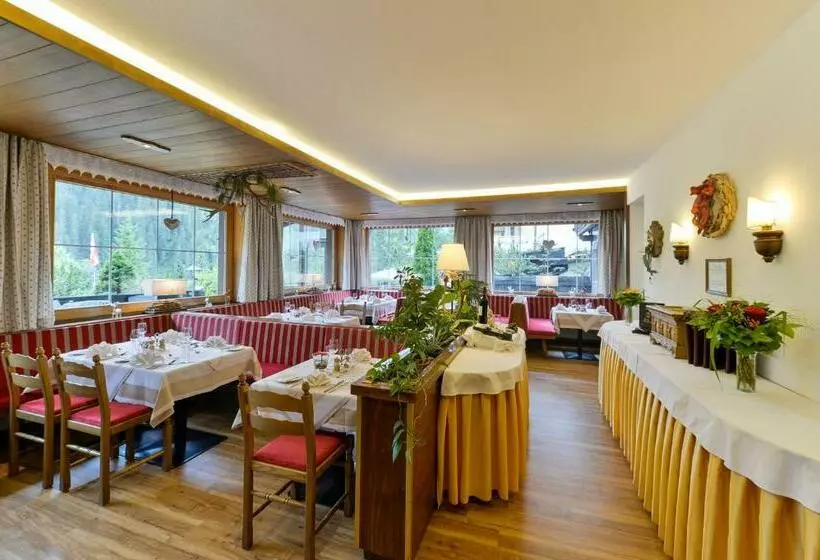 Fotos del hotel Alpenhof:  3