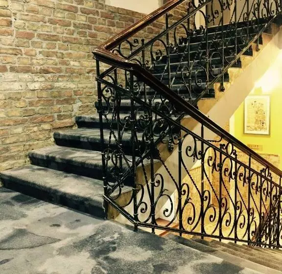 Fotos del hotel Cryston:  5