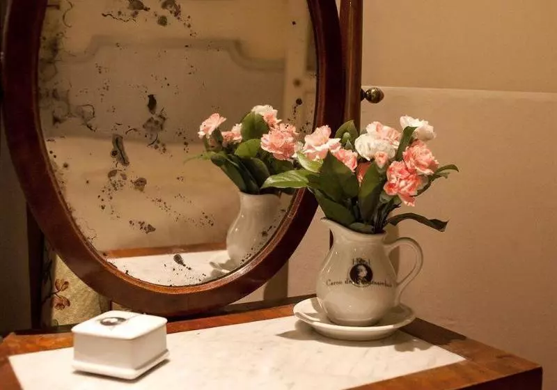 Fotos del hotel Caron De Beaumarchais:  10