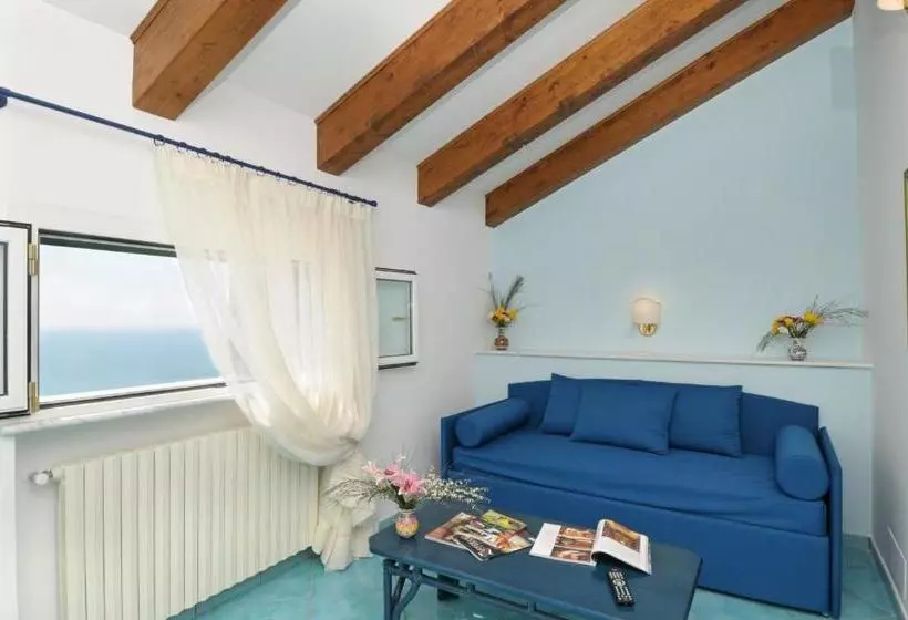 Fotos del hotel Villa Maria Luigia:  5