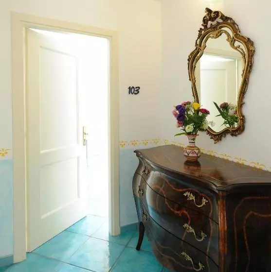 Fotos del hotel Villa Maria Luigia:  9