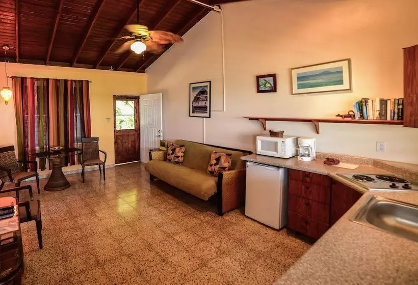 Fotos del hotel Lemontree Oceanfront Cottages:  15