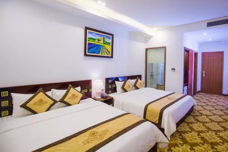 Fotos del hotel Grand:  4