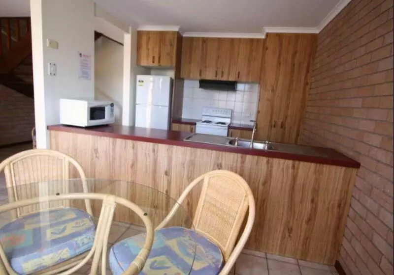 Fotos del hotel Sapphire Court Holiday Units:  2
