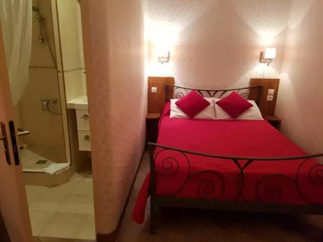 Fotos del hotel Hôtel Les Chansonniers:  12