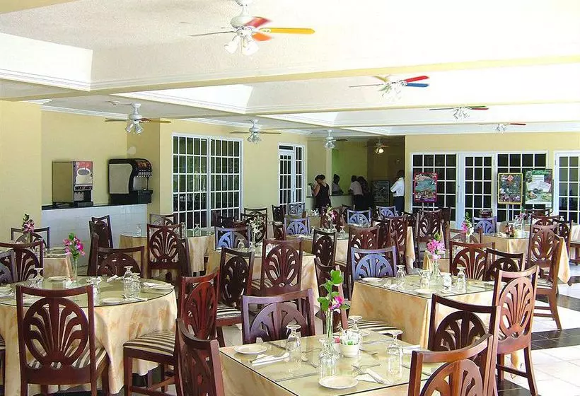 Fotos del hotel Rooms On The Beach Ocho Rios:  4