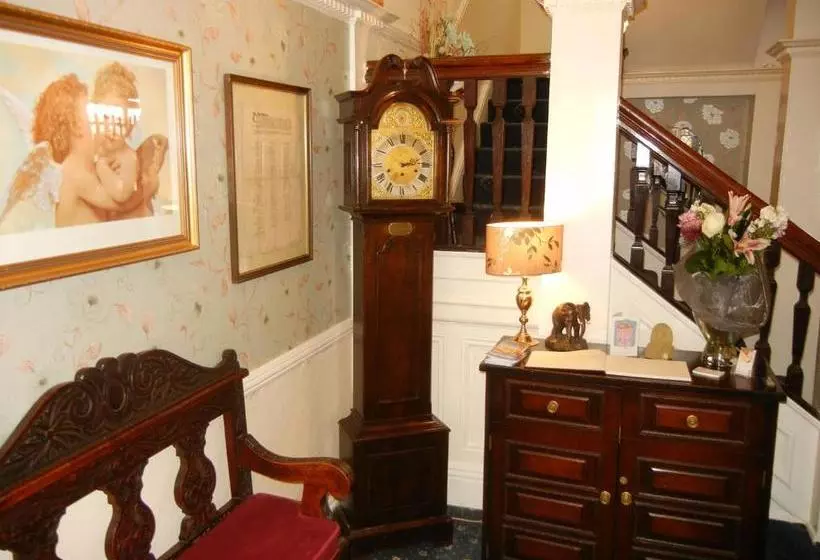 Fotos del hotel Warwick House:  5