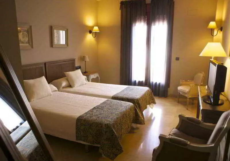 Fotos del hotel Villa De Trassierra:  1