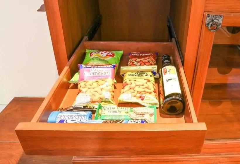 Fotos del hotel Waterstones:  4