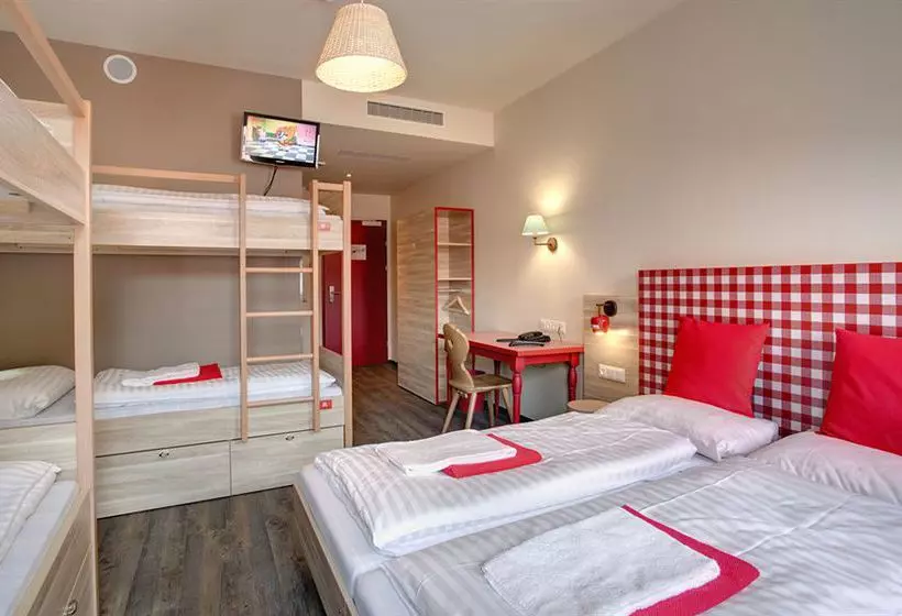 Fotos del hotel Meininger  Salzburg City Center:  2