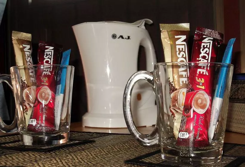 Fotos del hotel Neeraja Guesthouse:  3