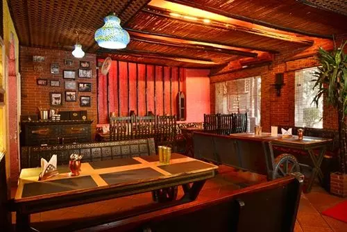 Fotos del hotel Gautam Deluxe:  11