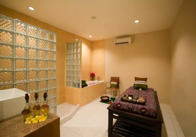 Fotos del hotel Kuta Station:  11