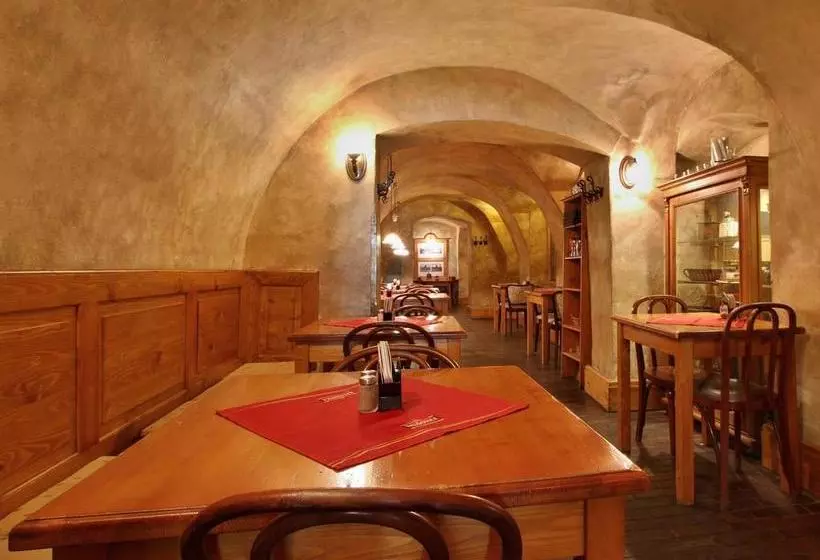 Fotos del hotel U Suteru:  3