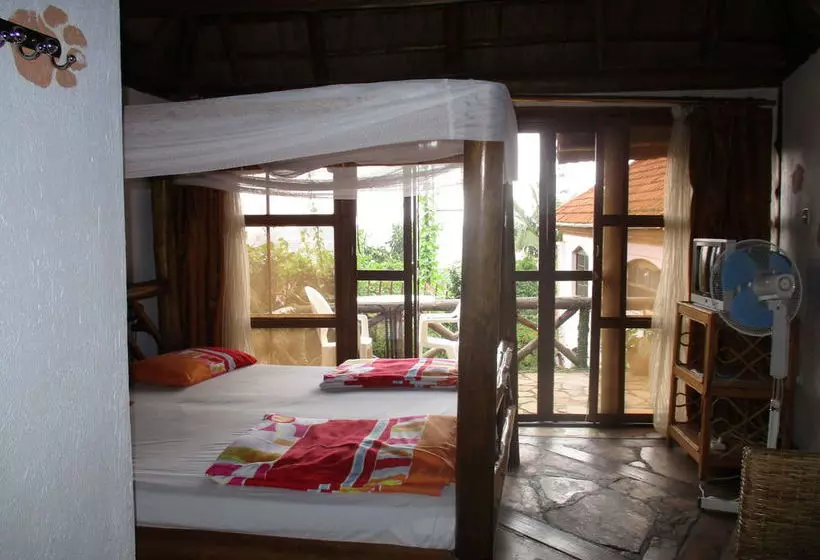 Fotos del hotel Buziga Shelter Lodge:  21