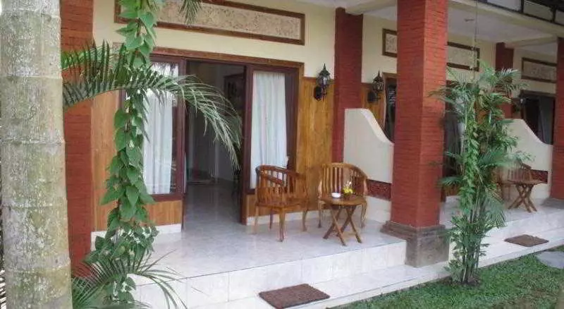 Fotos del hotel Bisma Sari Resort:  4