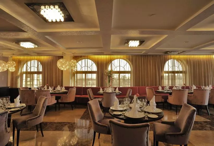 Fotos del hotel Warwick Il Palazzo Hotel & Suites:  5