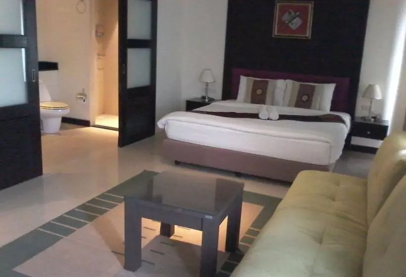 Fotos del hotel Enjoy S Beach House & Cafe:  8