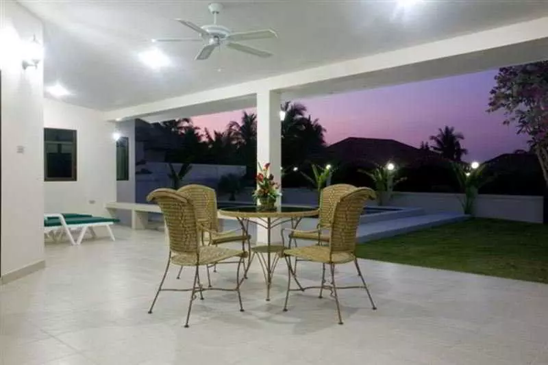 Fotos del hotel Mabprachan Lake Villa:  3