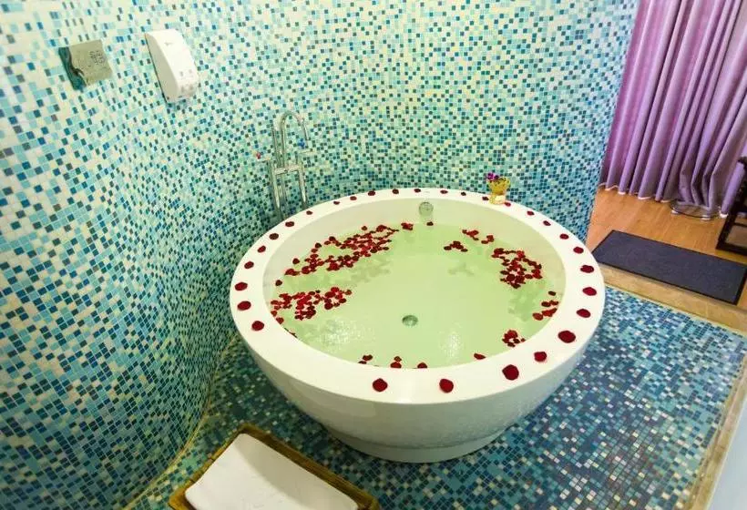 Fotos del hotel Kunming Shengshi Qianhe:  4