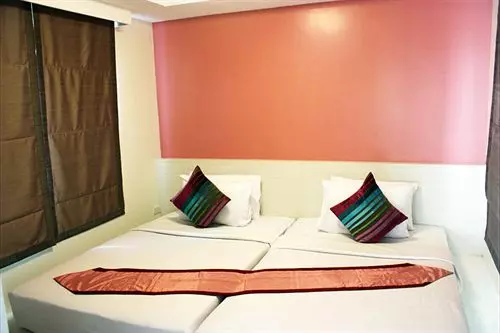 Fotos del hotel Nirundorn Resort Chaam:  8