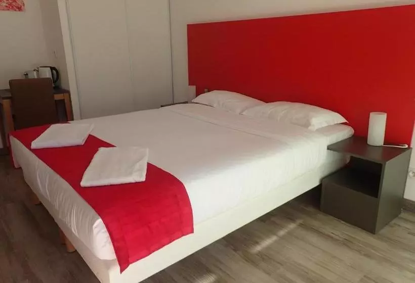 Fotos del hotel Les Jardins D'athéna:  2