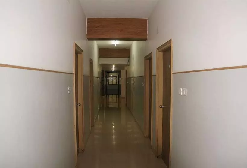 Fotos del hotel Lotels Residency:  3