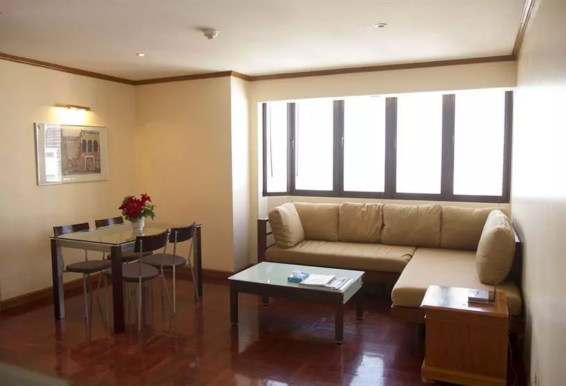 Fotos del hotel Omni Syncate Suites:  22