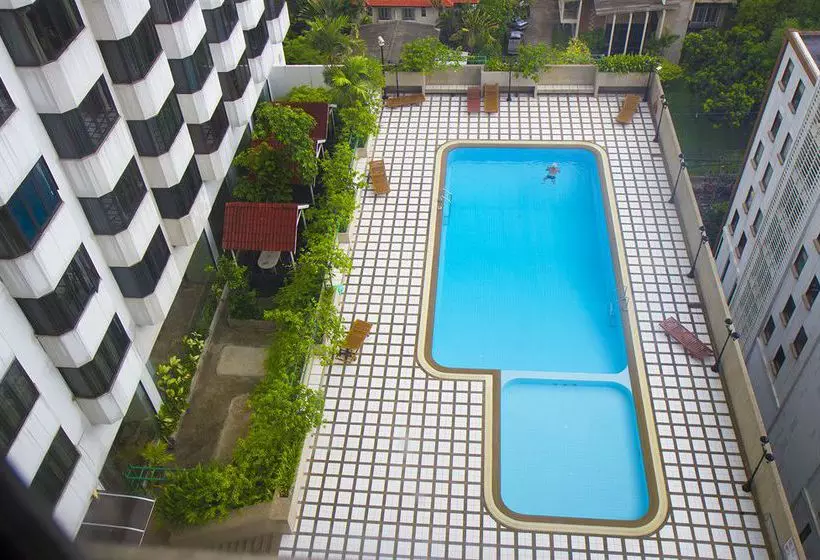 Fotos del hotel Omni Syncate Suites:  11