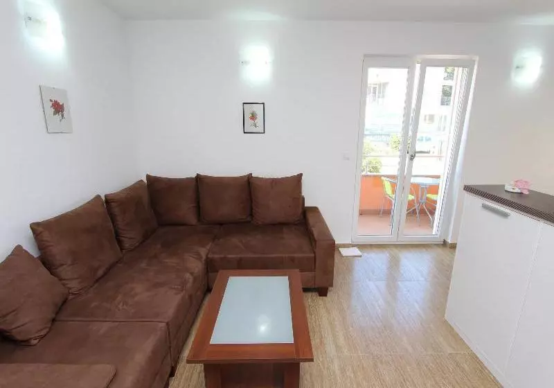 Fotos del hotel Apartments Hanna:  15