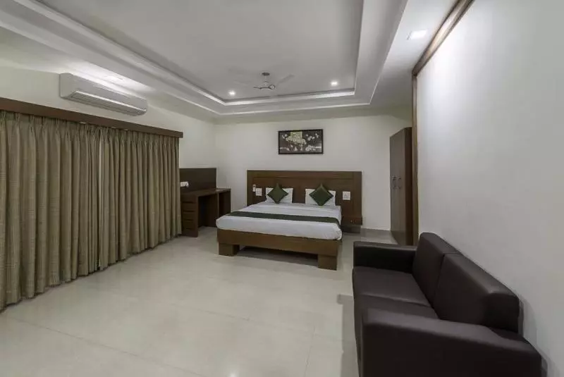 Fotos del hotel Treebo Kubeera Palace:  12