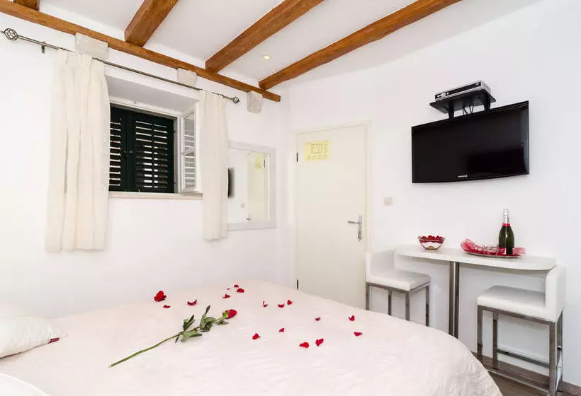 Apartments Raic