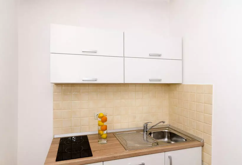 Fotos del hotel Apartments Raic:  2