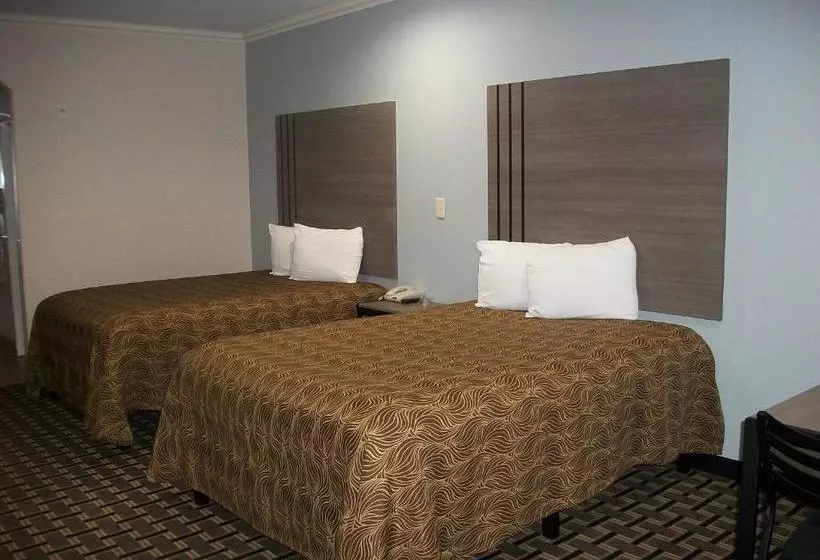 Woodland Inn And Suites