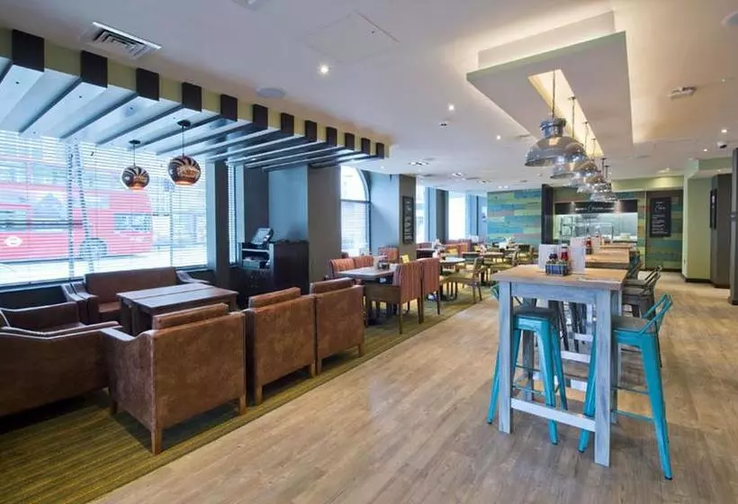 Fotos del hotel Premier Inn London Clapham:  3