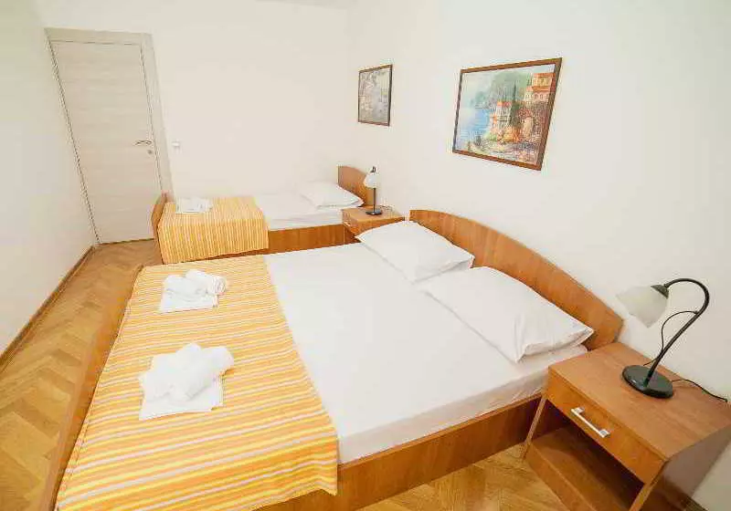 Apartments Ivan