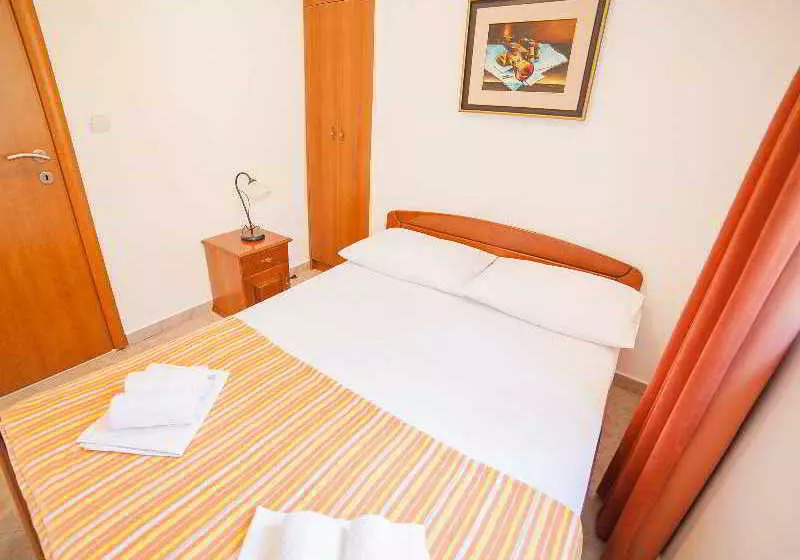 Fotos del hotel Apartments Ivan:  16