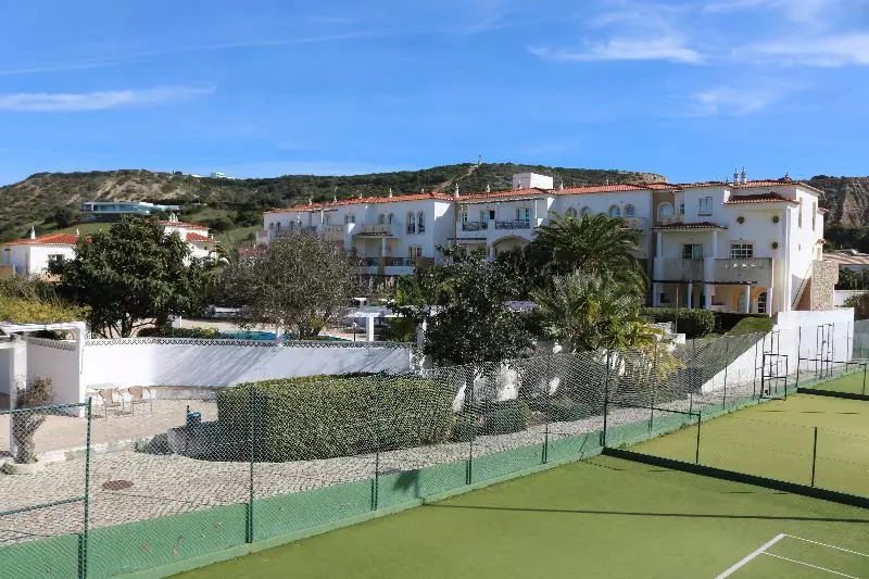 Fotos del hotel Cvl Clube House:  5