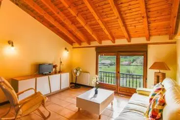 Precioso Apartamento Reformado En Liencres - Pielagos