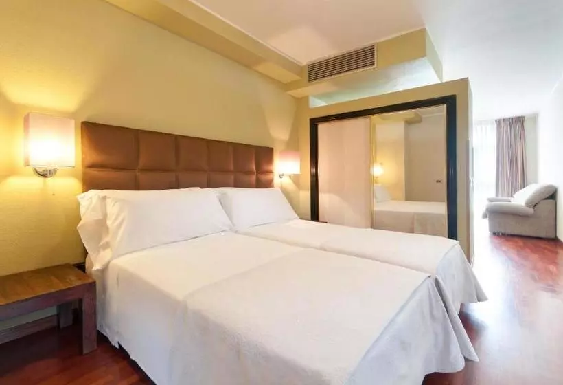 Fotos del hotel Tryp Valladolid Sofía Parquesol:  9