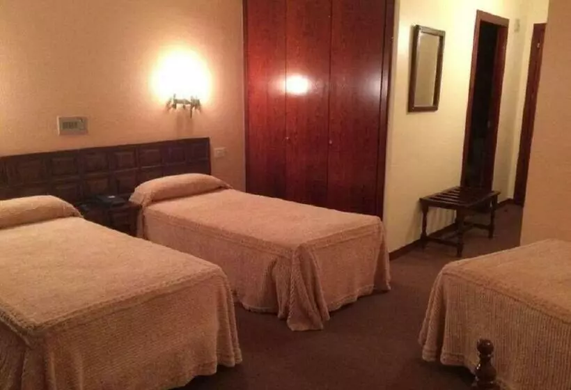 Fotos del hotel Folch:  7