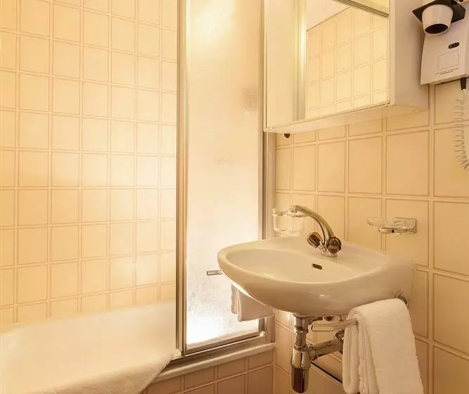 Fotos del hotel Hotel Edelweiss:  9