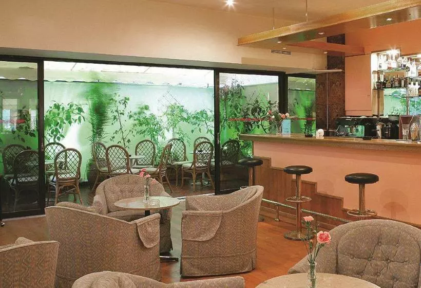 Fotos del hotel Ionis:  6