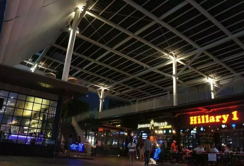 Fotos del hotel Rajah Hotel:  7