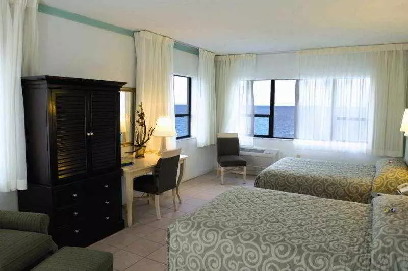 Fotos del hotel Howard Johnson Plaza Miami Beach North:  5