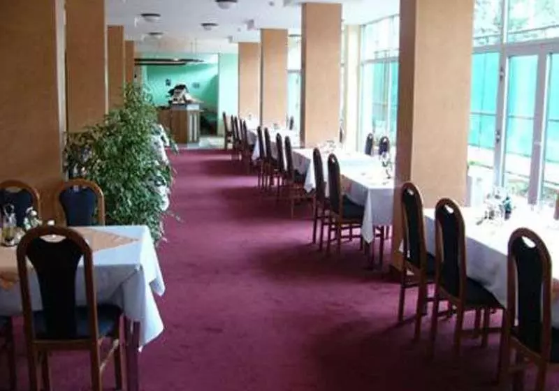 Fotos del hotel Club hotel:  5