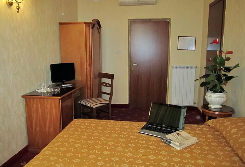 Fotos del hotel Siviglia:  7