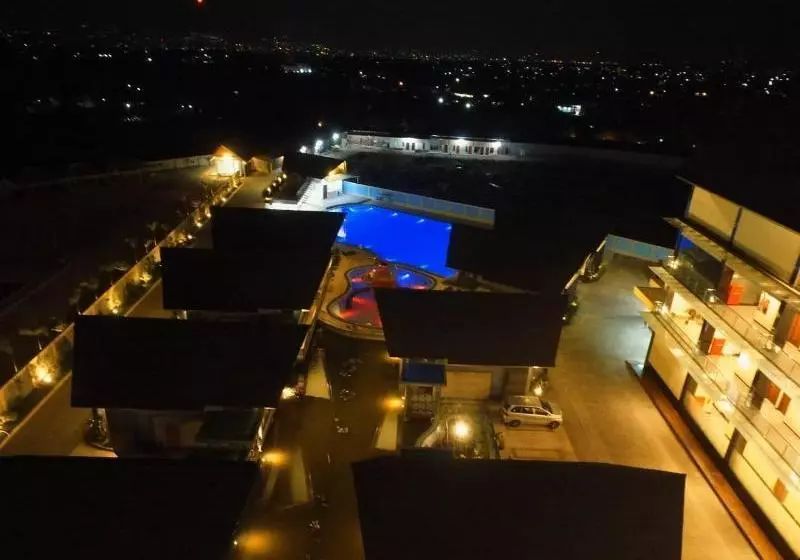 Fotos del hotel Cahaya Villa Garut:  3