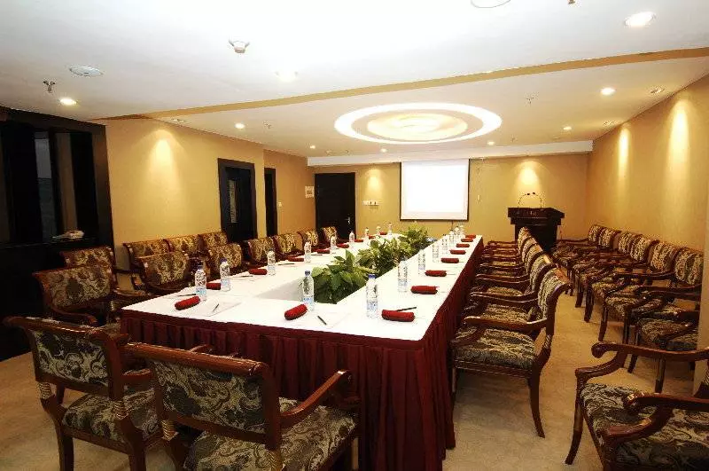 Fotos del hotel HuaJun Suite:  5