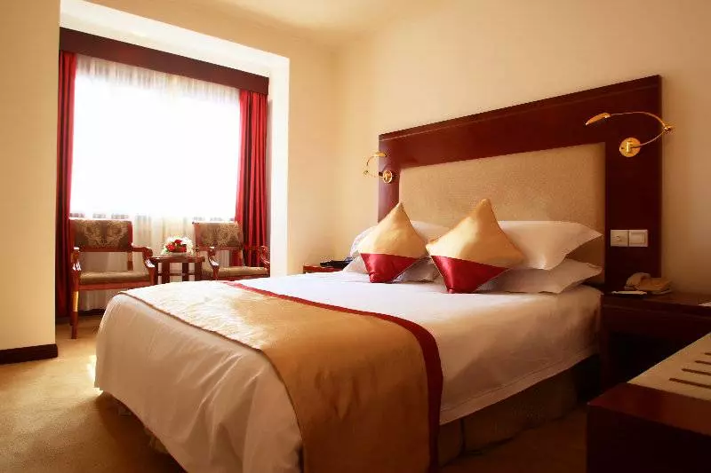 Fotos del hotel HuaJun Suite:  10